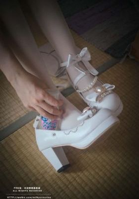 日韩品牌女装批发_剧情片视频大全